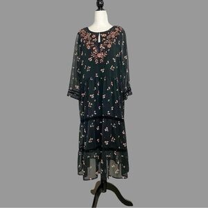 ❤️ 16 ❤️ Love & Legends Embroidery LBD Little Black Dress Plus Size Slip